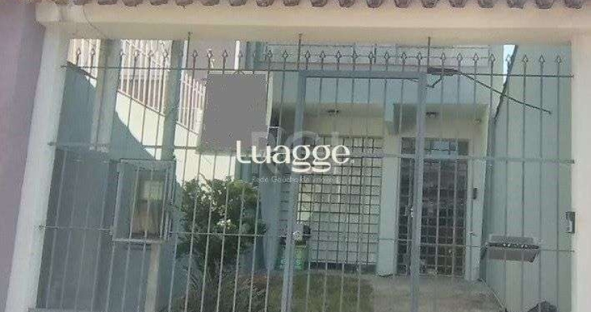 Casa para Venda - 100m², 3 dormitórios, 1 vaga - Menino Deus