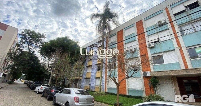Apartamento à venda no Menino Deus, com 3 quartos (sendo 1 suíte), 3 banheiros, 1 vaga de garagem.- Cód. RP390226