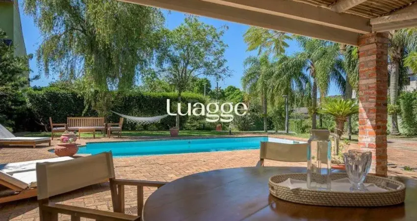 Casa para Venda - 418m², 5 dormitórios, sendo 1 suites, 6 vagas - Tristeza