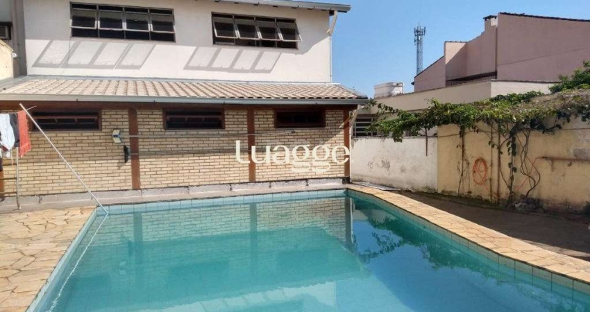 Casa para Venda - 322.4m², 2 dormitórios, 7 vagas - Cristal