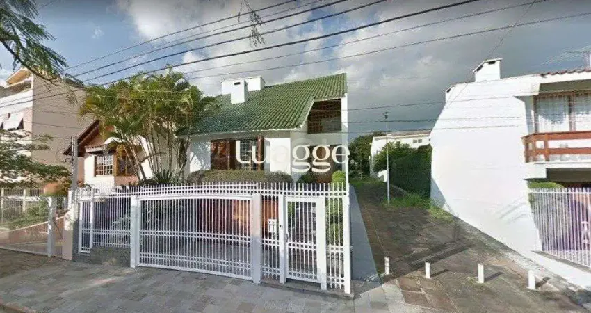 Casa para Venda - 380m², 3 dormitórios, sendo 1 suites, 5 vagas - Jardim Lindóia