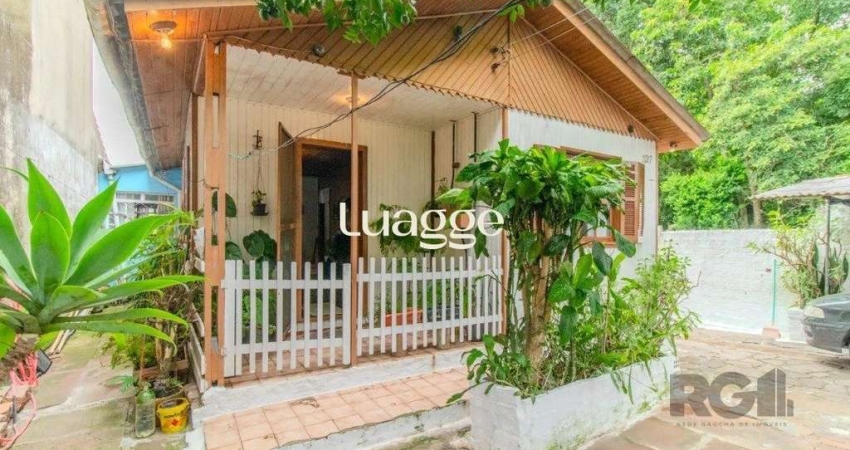 Casa para Venda - 251m², 5 dormitórios, 3 vagas - Nonoai