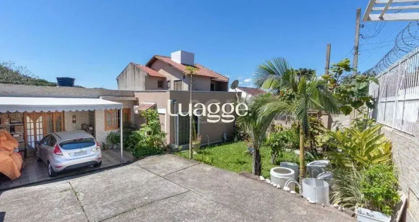 Casa para Venda - 370m², 4 dormitórios, sendo 1 suites, 6 vagas - Lomba do Pinheiro