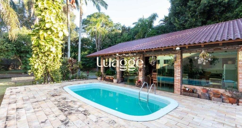 Casa para Venda - 292.21m², 4 dormitórios, sendo 2 suites, 3 vagas - Tristeza