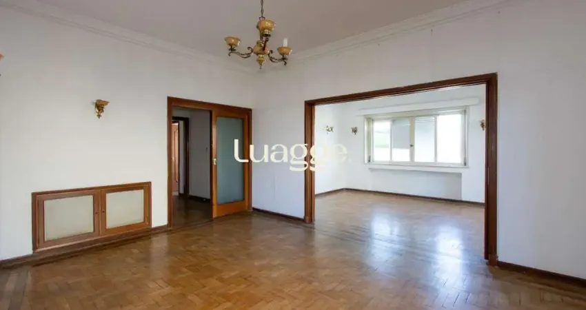 Apartamento para Venda - 238m², 3 dormitórios, sendo 1 suites, 1 vaga - Floresta