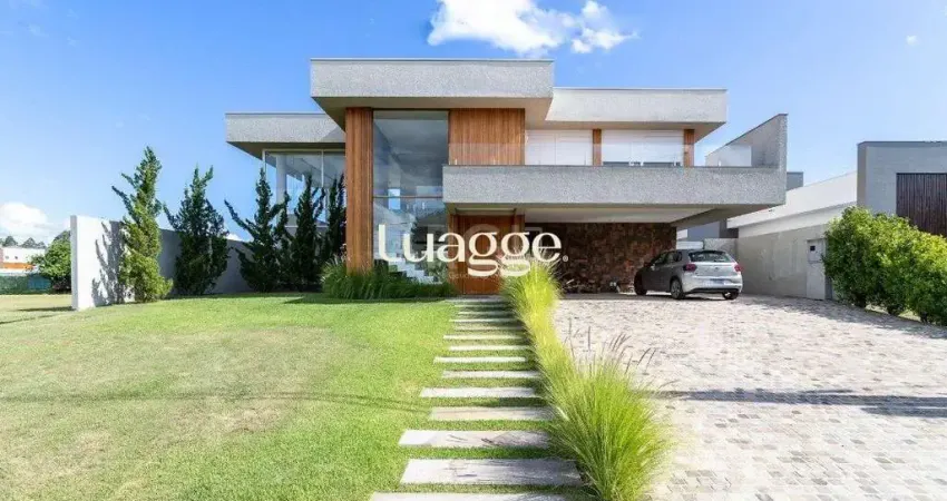 Casa Condominio para Venda - 380m², 3 dormitórios, sendo 3 suites, 6 vagas - Terra Ville