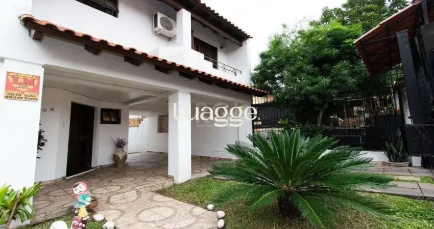 Casa para Venda - 238m², 3 dormitórios, sendo 1 suites, 3 vagas - Camaquã