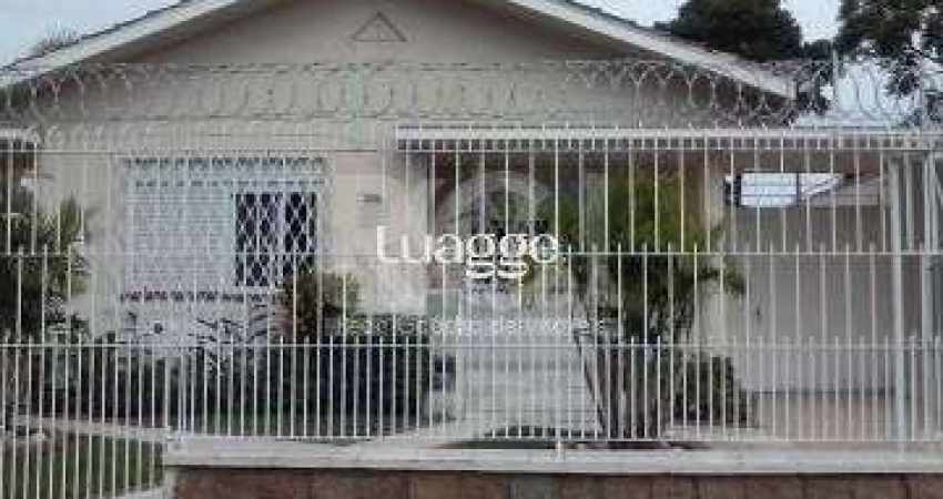 Casa para Venda - 184m², 3 dormitórios, sendo 1 suites, 4 vagas - Cristal