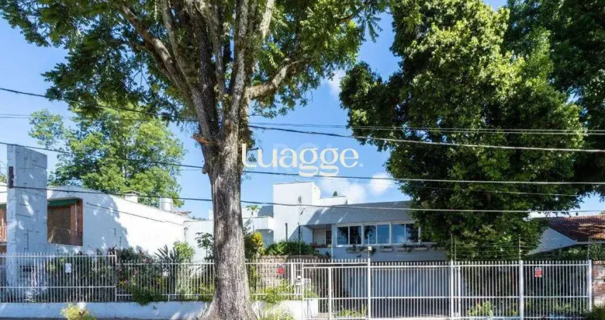 Casa com 3 quartos à venda na Rua Maracá, 129, Vila Assunção, Porto Alegre
