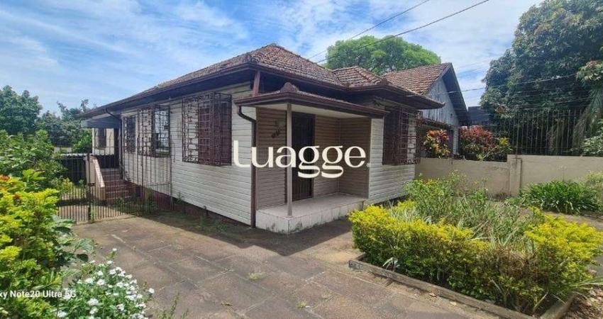 Casa com 2 dormitórios e 2 banheiros, área privativa de 100m²