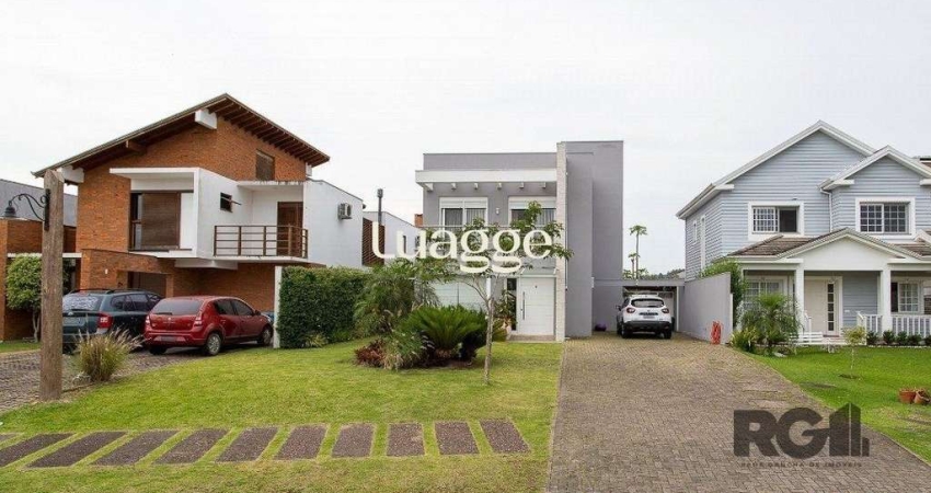 Casa em condomínio fechado com 3 quartos à venda na Avenida Juca Batista, 9055, Belém Novo, Porto Alegre