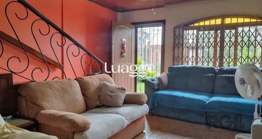 Casa para venda com 3 dormitórios no bairro Tristeza