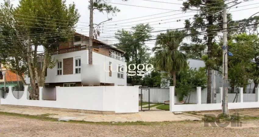 Casa com 2 quartos à venda na Rua dos Guenoas, 1267, Guarujá, Porto Alegre