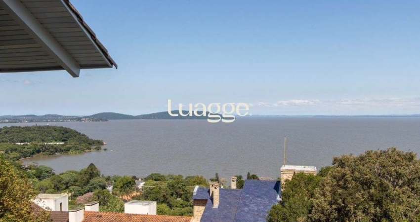 Casa deslumbrante vista do Guaiba, 3 dormitórios, sendo 1 suite master com closet e banheira de hidro com vista para o rio