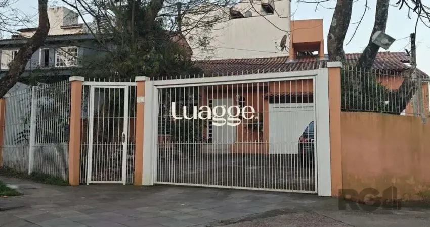 Casa com 4 quartos à venda na Rua Tupã, 211, Vila Assunção, Porto Alegre