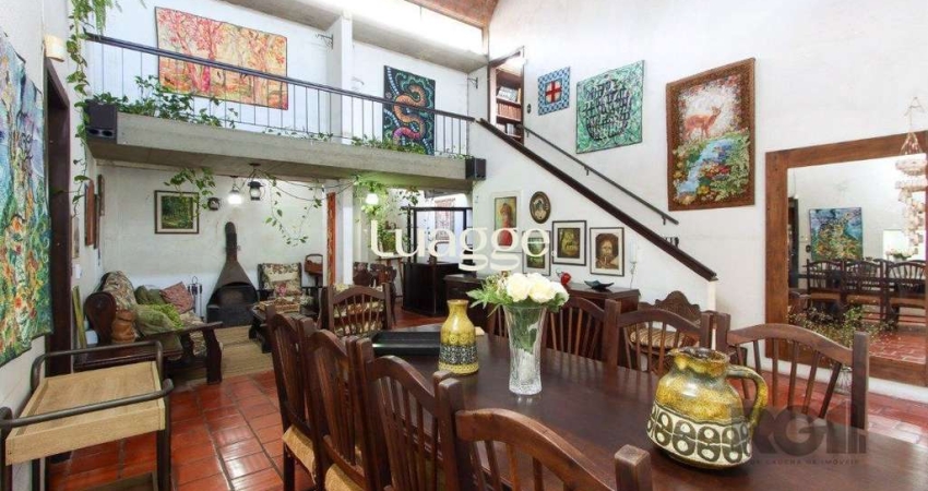 Casa para Venda - 393m², 4 dormitórios, sendo 2 suites, 4 vagas - Ipanema