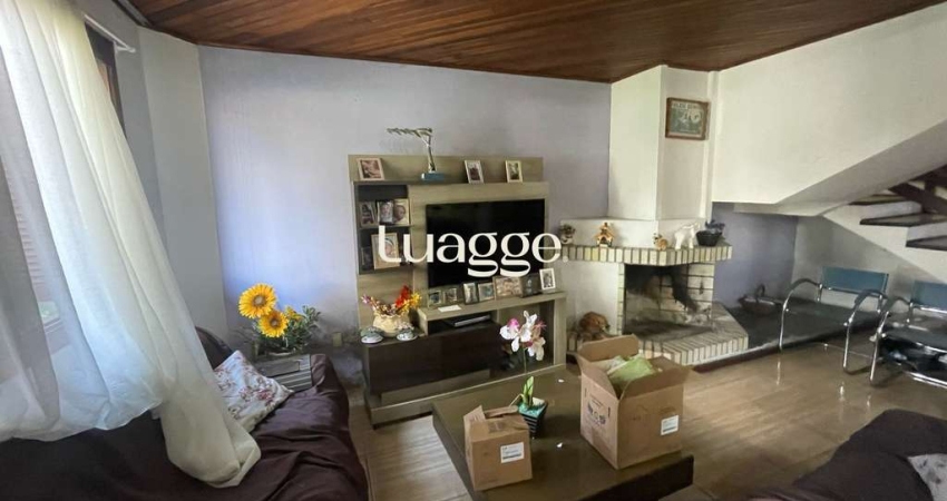 **Casa Residencial à Venda em Porto Alegre, Rio Grande do Sul**
