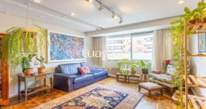Apartamento amplo e bem localizado no Menino Deus!!