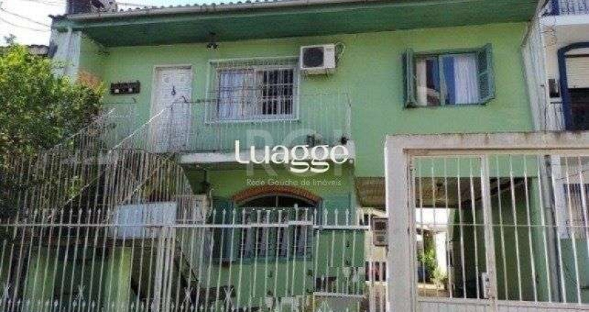 Casa com 4 quartos à venda na Avenida Montenegro, 215, Petrópolis, Porto Alegre