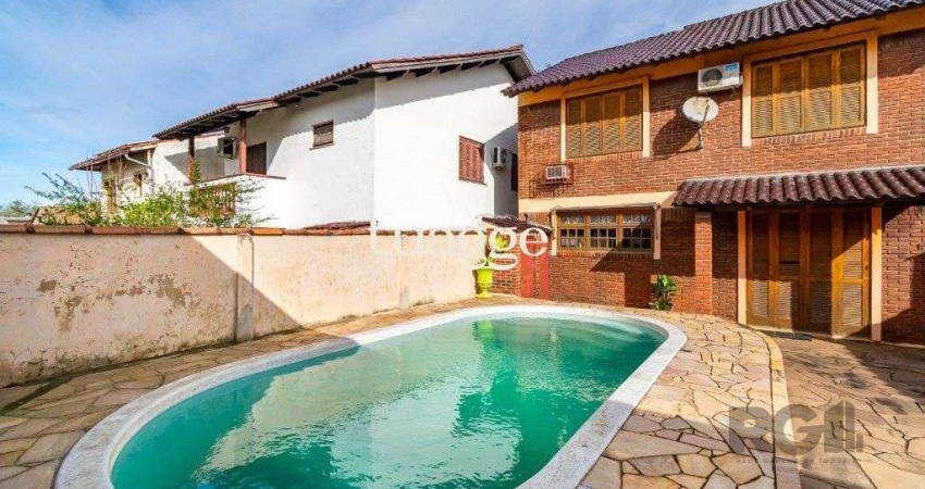 Casa sobrado na zona norte de 3 dormitórios 3 vagas e piscina