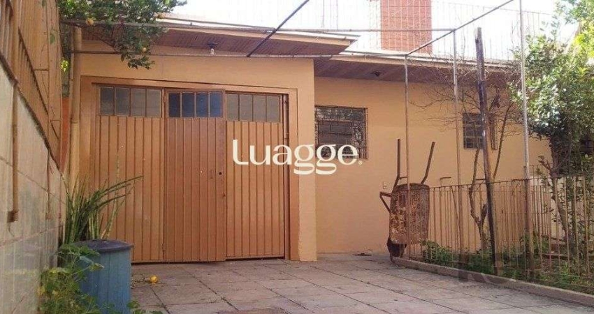 Casa no Sarandi de 4 dormitórios e 4 vagas