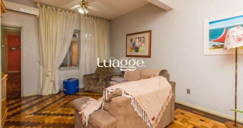 Casa para Venda - 360m², 4 dormitórios, sendo 1 suites, Cristal