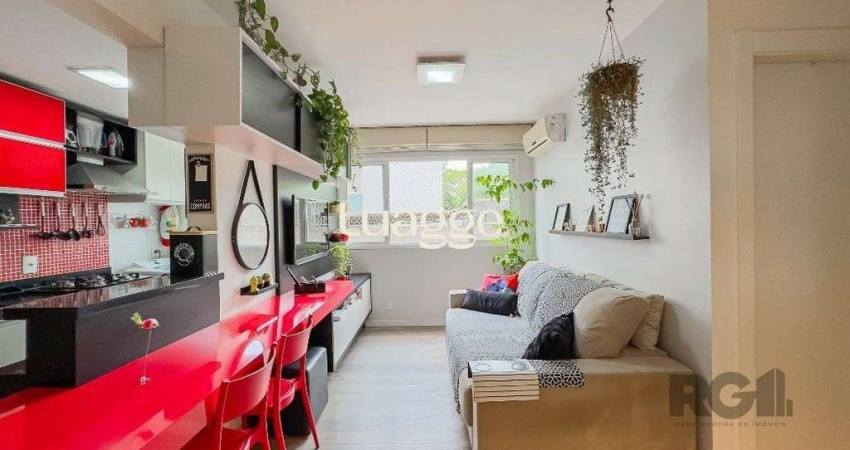 Apartamento a venda no bairro Passo da Areia com dois dormitórios.