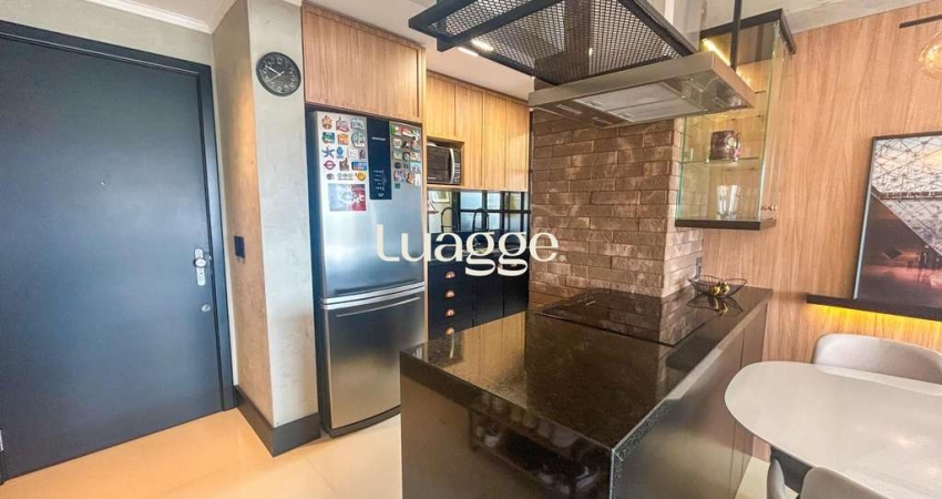 Excelente Apartamento 3 dormitórios, 2 vagas, condomínio Plaza Cristal