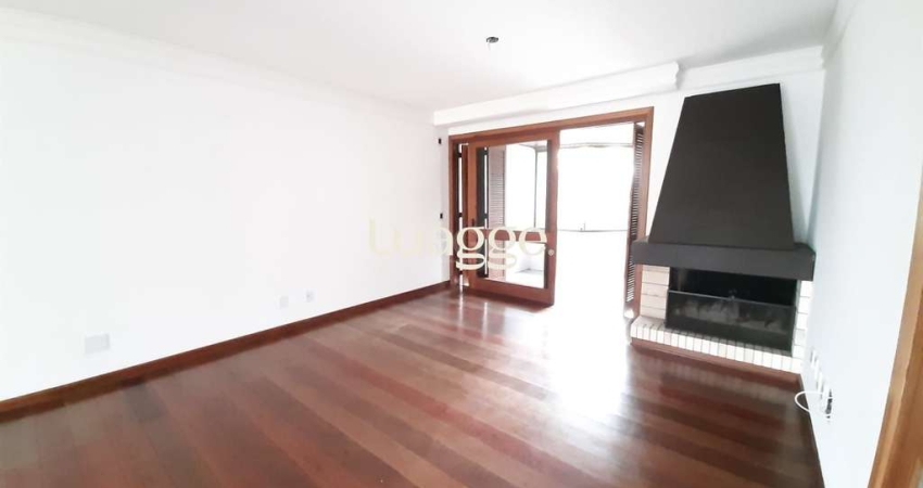 Apartamento para Venda - 181.63m², 3 dormitórios, sendo 1 suites, 2 vagas - Menino Deus