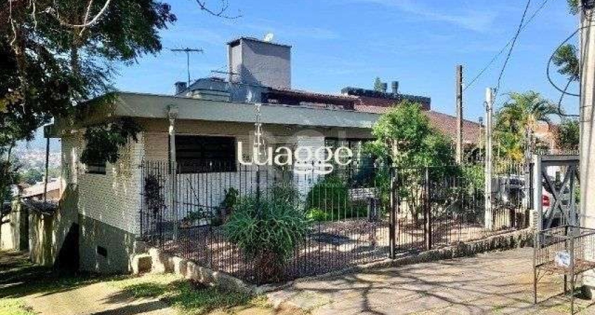 Casa de 3 dormitórios no bairro Bom Jesus