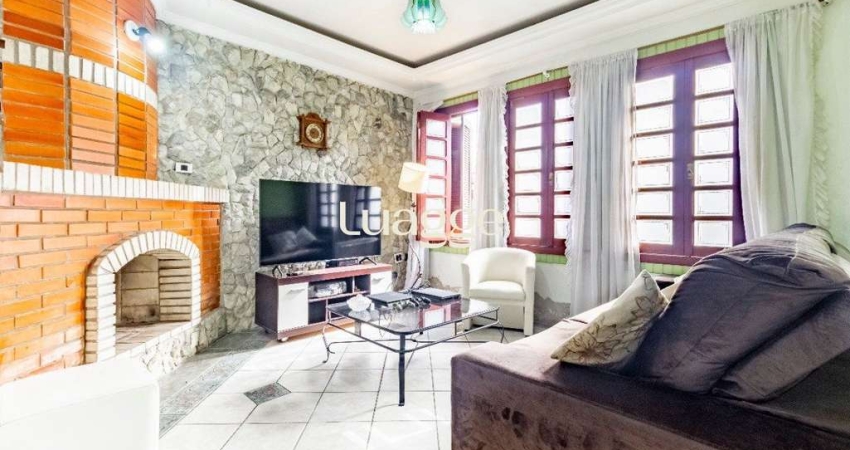 Casa para Venda - 574m², 3 dormitórios, sendo 2 suites, 8 vagas - Jardim Planalto