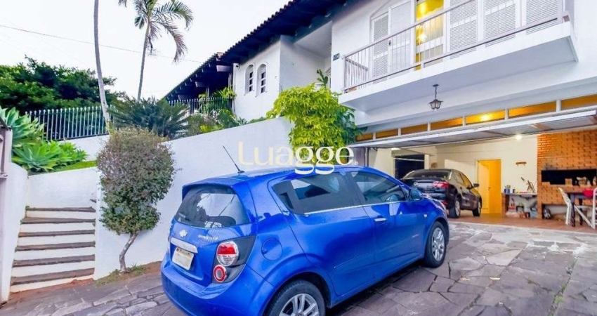 Casa para Venda - 249m², 5 dormitórios, sendo 1 suites, 4 vagas - Chácara das Pedras