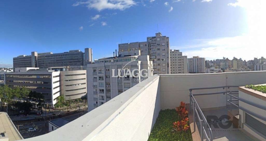 Grande OPORTUNIDADE!! Lindo Apartamento, com amplo Garden privado!!! Sua localização privilegiada, é com certeza um diferencial de destaque deste imóvel