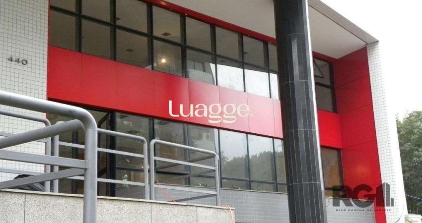 Loja com 113m² de área privativa no Bairro Três Figueiras