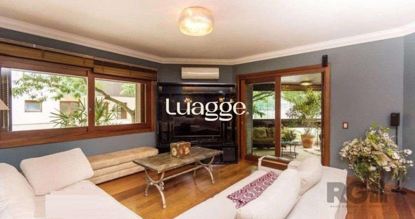 Vende-se luxuoso apartamento 3 quartos com suíte, com dependência completa, 2 vagas cobertas, próximo da Encol - 204m² -  Bela Vista