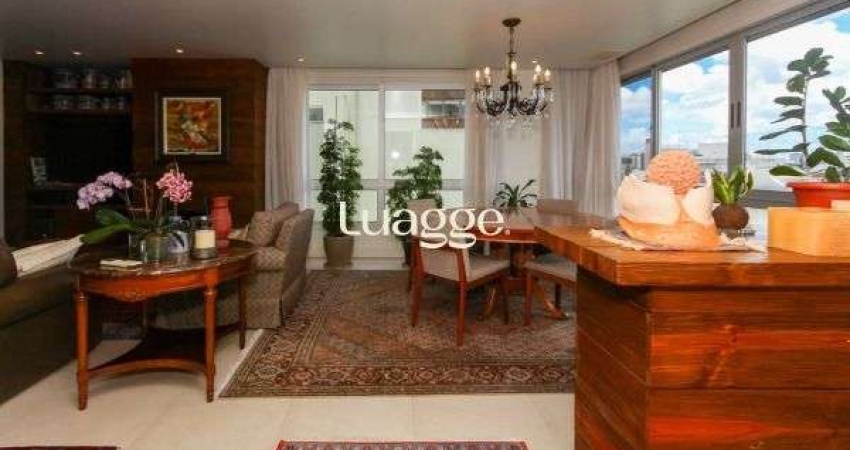 Vende-se amplo apartamento de 195m², 3 Suítes, 3 Vagas, localizado no bairro Bela Vista
