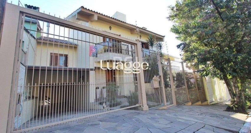 Casa para Venda - 250m², 3 dormitórios, sendo 1 suites, Teresópolis