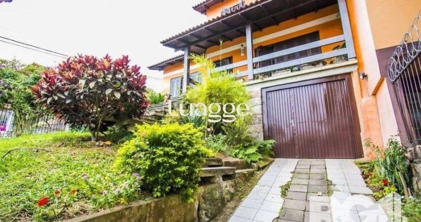 Linda Casa com cinco dormitórios na Vila Nova
