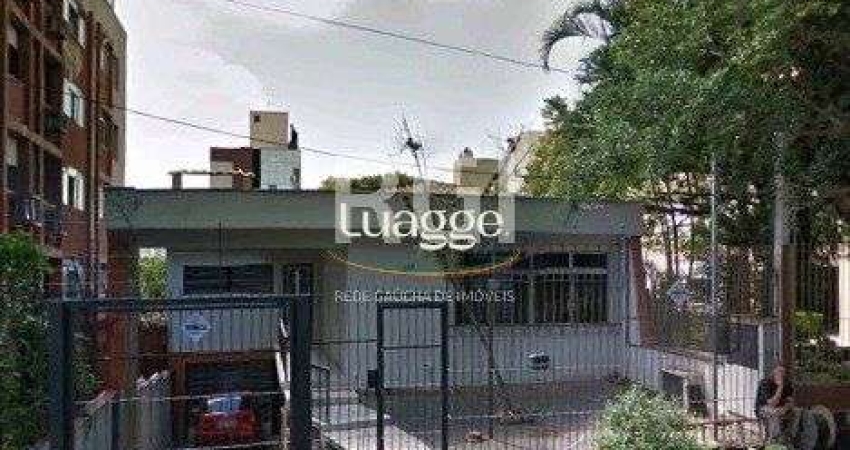 Casa para Venda - 250m², 3 dormitórios, 2 vagas - Petrópolis