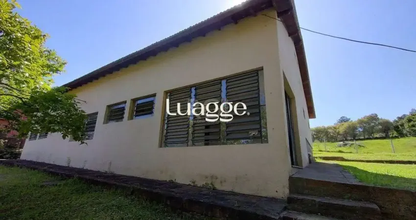 CASA RESIDENCIAL PARA LOCAÇÃO NO BAIRRO HÍPICA - PISO CERÂMICO - 04 QUARTOS SENDO 01 SUÍTE - PÁTIO