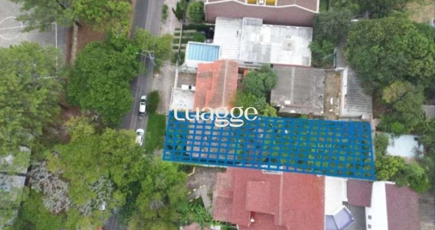 Terreno à venda em localização privilegiada na Chácara das Pedras – 420m²