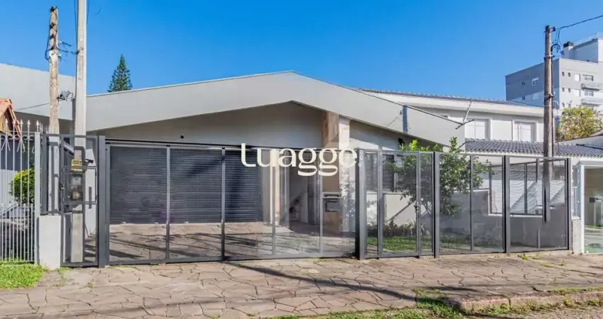 Casa com 3 dormitórios e 4 vagas no Bairro Jardim Lindóia