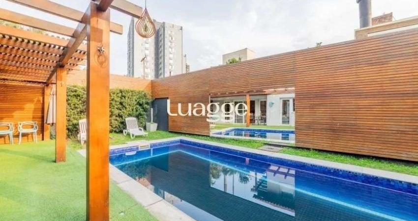 Casa alto padrão com 3 suítes e piscina no Boa Vista