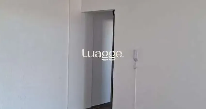 APARTAMENTO PARA LOCAÇÃO EM CONDOMINIO FECHADO NO BAIRRO CRISTAL - 73M² ÁREA PRIVATIVA - PISO PARQUET - 02 QUARTOS