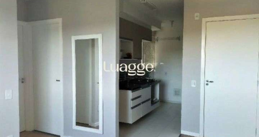 APARTAMENTO EM CONDOMINIO FECHADO PARA LOCAÇÃO NO BAIRRO CAVALHADA - 40M² ÁREA PRIVATIVA - PISO LAMINADO - 02 QUARTOS