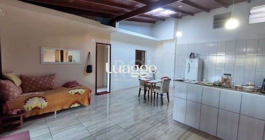 Casa para Venda - 156m², 2 dormitórios, 3 vagas - Campo Novo