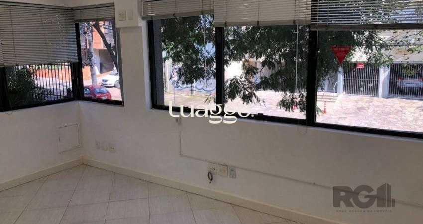 Excelente sala comercial. 2 salas muito espaçosas e uma meno