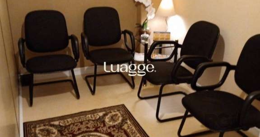 Excelente sala comercial toda reformada em ótima localização