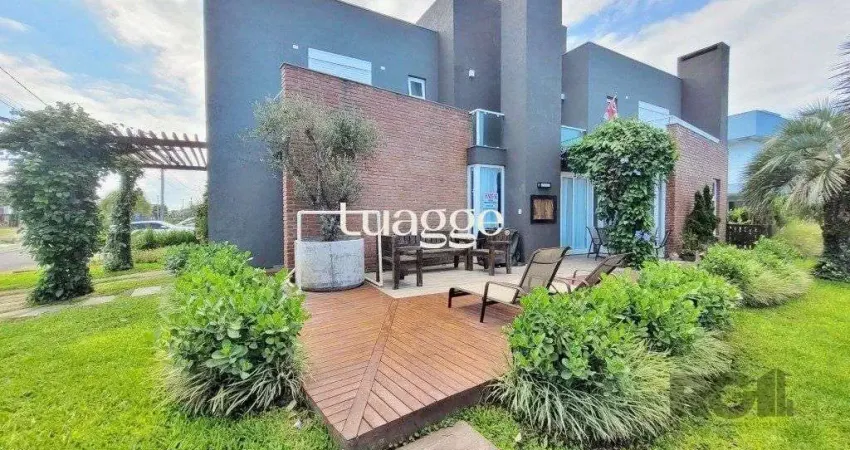Excelente Sobrado de esquina, com vista para o lago, próximo ao clube social, no Condomínio Acqualina Beach, localizado na praia de Maristela , em Xangri-La,. Possui 4 dormitórios, sendo 3 suítes,