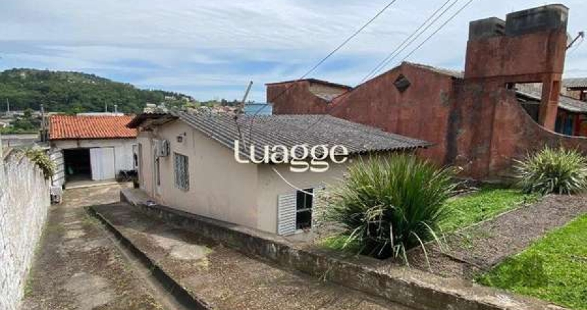 Casa com 2 quartos à venda na Avenida Vereador Roberto Landell de Moura, 454, Campo Novo, Porto Alegre